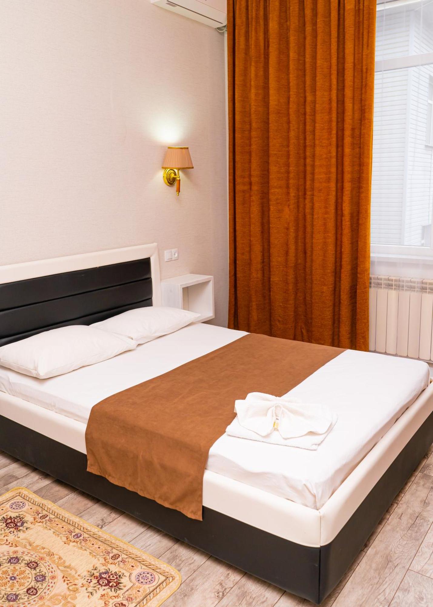 Victoria Palace Atyraū Dış mekan fotoğraf